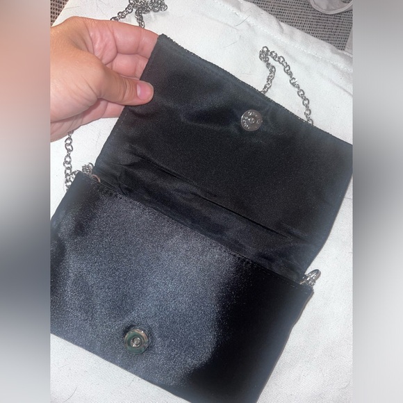 Crossbody rhinestone NWOT bag - Picture 4 of 7